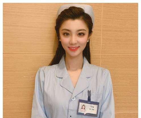 沈涛家庭背景,出身名门，传承家族荣耀的传奇人生